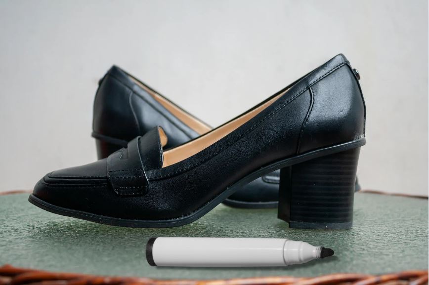 革補修ペン100均